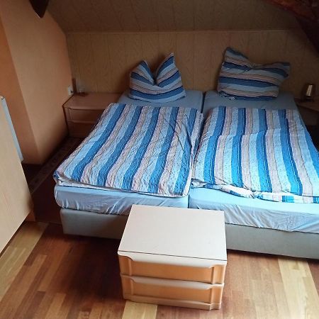 Uebernachtungszimmer 1 Schlettau Bagian luar foto